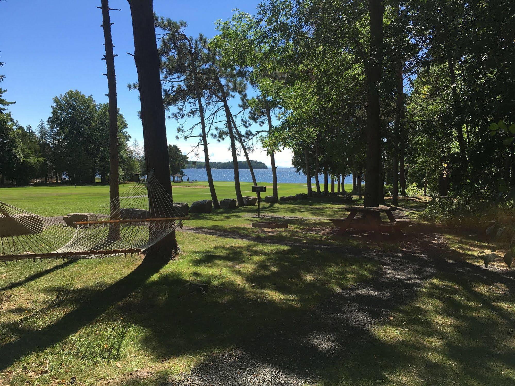 Bluff Point Golf Resort Plattsburgh Buitenkant foto
