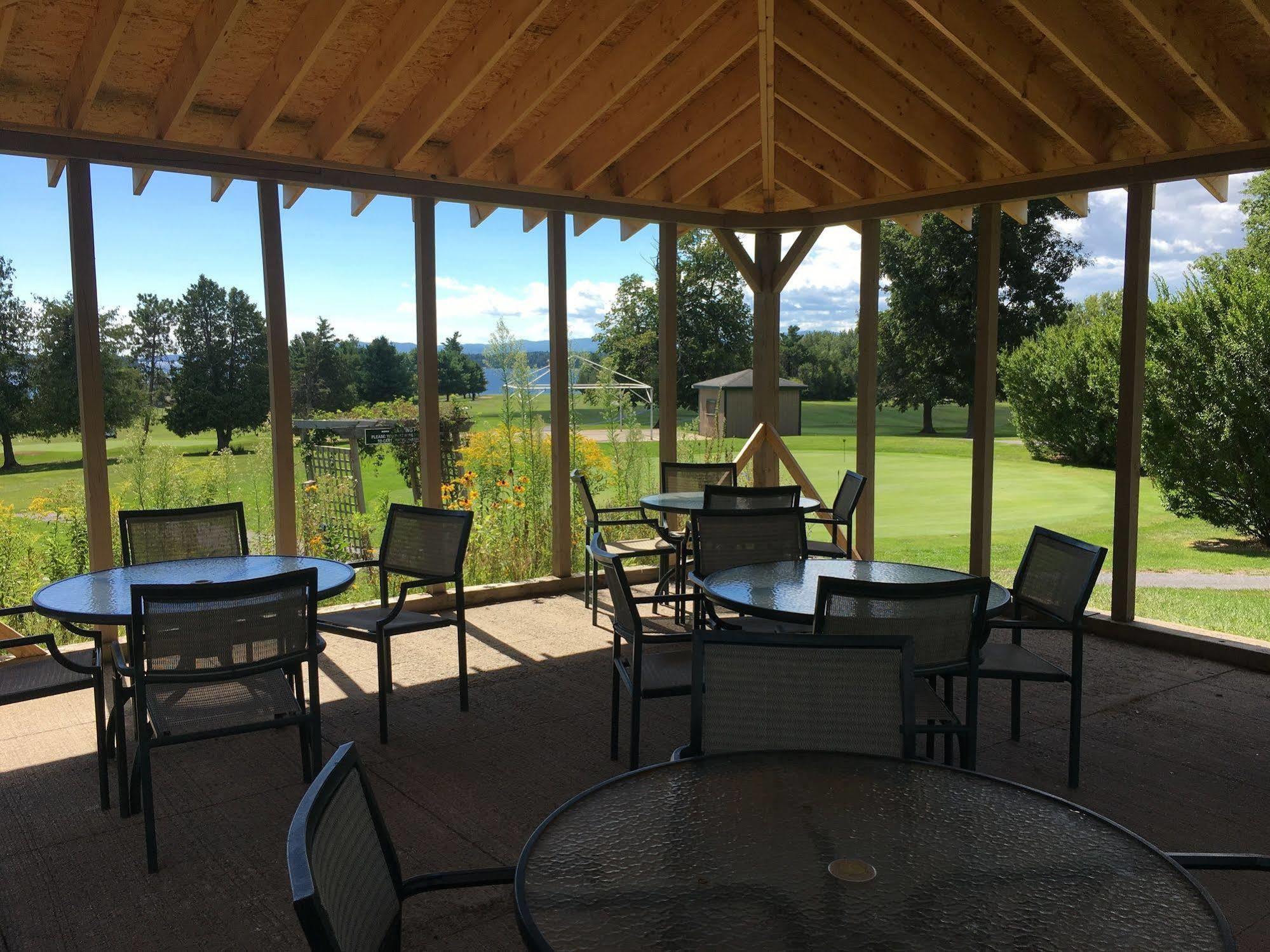 Bluff Point Golf Resort Plattsburgh Buitenkant foto